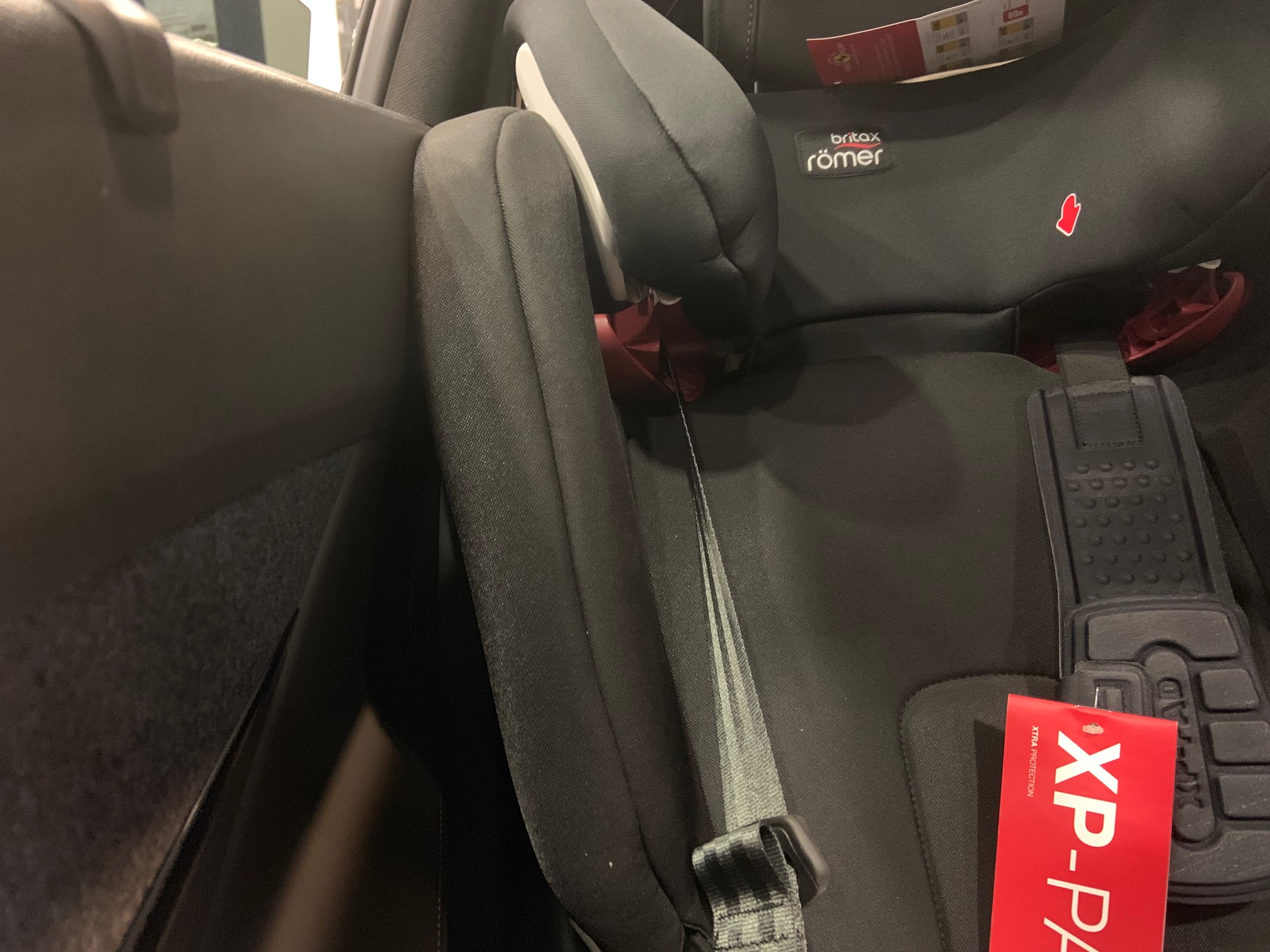 Три автокресла ISOFIX в один (второй) ряд [3] - Конференция iXBT.com